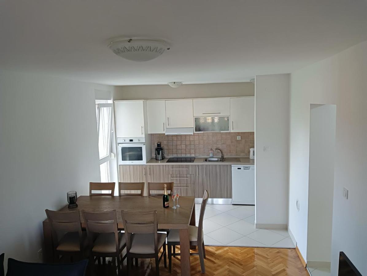 Apartman Luna Задар Екстериор снимка